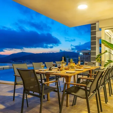 Villa Luxury 5 Bedroom In Great Sea Views